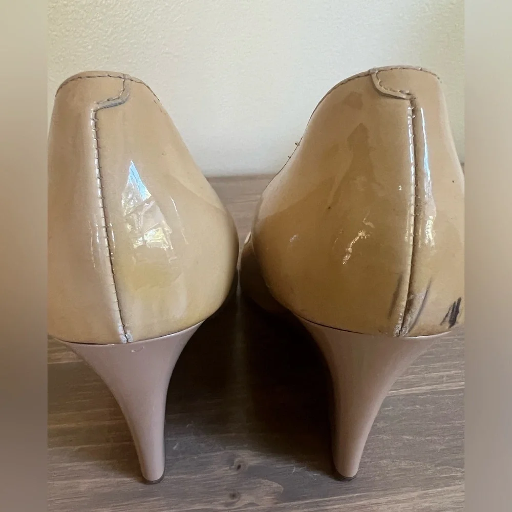 Jimmy Choo‎ Womens 36.5 Nude Tan Patent Leather Peep Toe Wedge Shoes